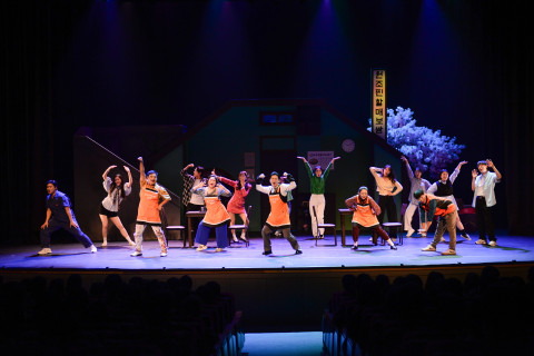 9518d09cec4aa91f6bfa8895f6bf450a_1762413767_1868.jpg 9518d09cec4aa91f6bfa8895f6bf450a_1762413